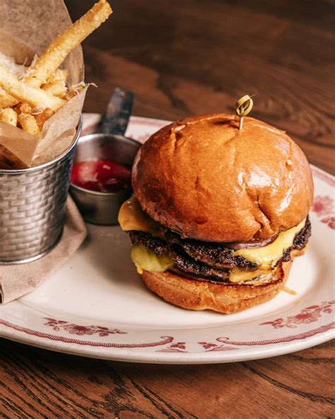 Bar Siena North Shore (@barsienanorthshore) • Instagram photos and videos