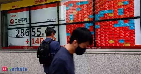 kevin buckland: Japan's Nikkei sinks to 4-week low before BOJ as Fed ...