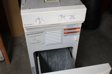 KitchenAid Trash Compactor 的图像结果