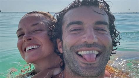 Justin Baldoni Enjoys Beach Day In Hawaii As Blake Lively Lawsuit Gears ...