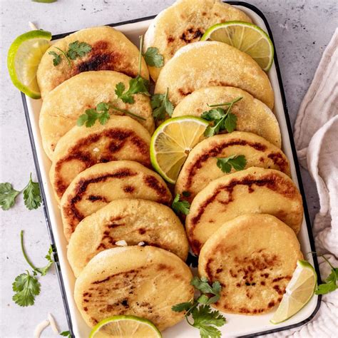 6-Minute Pupusas {Easy Authentic Recipe} - The Big Man's World