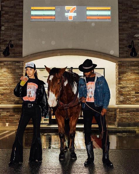 7-Eleven USAさんのインスタグラム写真 - (7-Eleven USAInstagram)「All hoof. No brakes ...