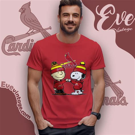 Charlie Brown And Snoopy St. Louis Cardinals Shirt - EVE Vintage