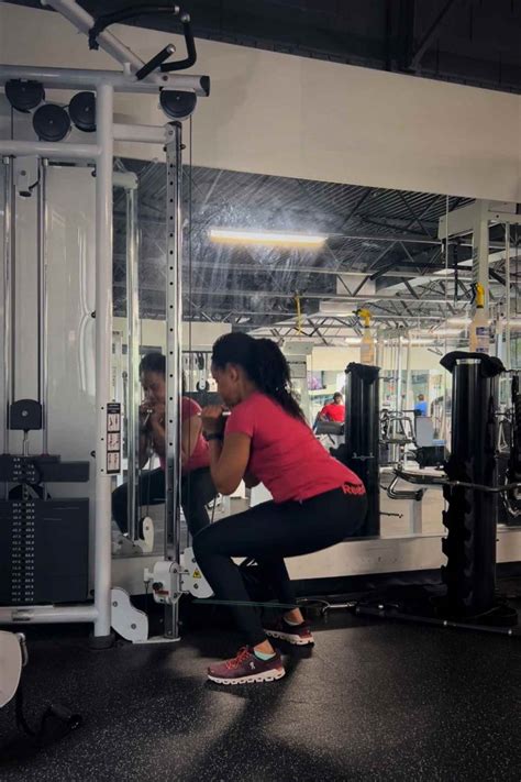 Cable Machine Leg Exercises Cable Leg Exercises | Mirafit