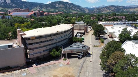 Standard Hotel - Fiore & Sons