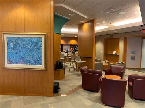 Full List of Airport Lounges at Miami International Airport [MIA]