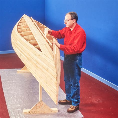 Primitive Canoe Build 的图像结果