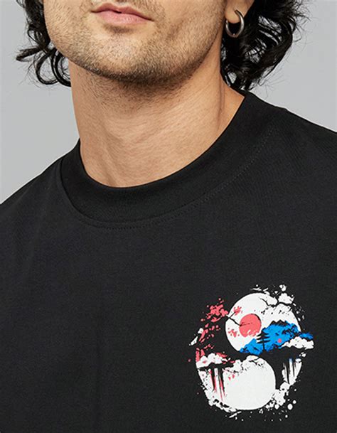 Black Half Sleeves Round Neck Oversized Tee – ROOKIES