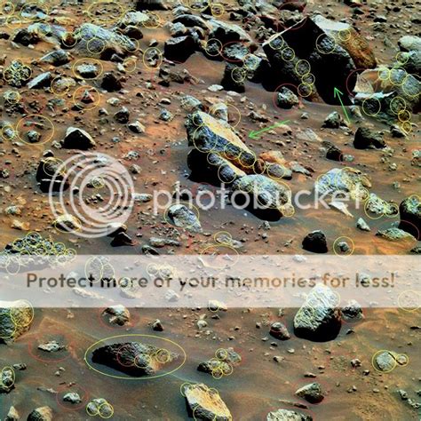 Alien Artifacts On Mars 的图像结果