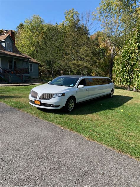 Limo Service Near Me Yorktown Heights, NY | GK Limousine