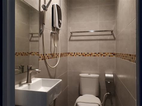 DE' CHUKAI HOTEL (Cukai) - Hotel Reviews, Photos, Rate Comparison ...