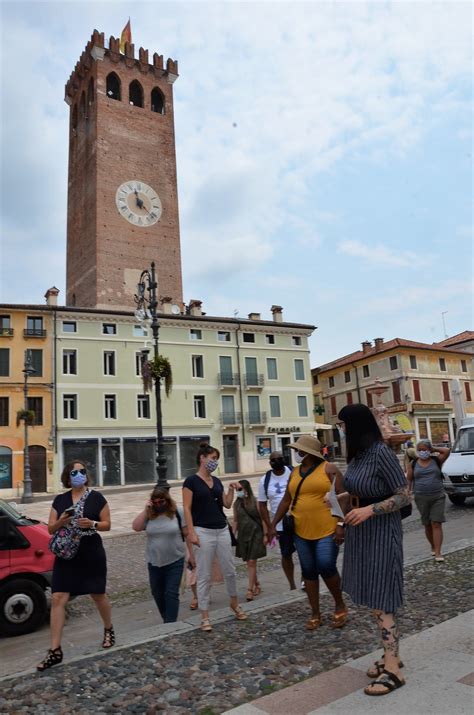 Benvenuti resumes to welcome new arrivals | Article | The United States ...
