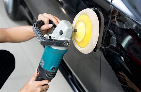 How to Buff a Car - Best Guide for Waxing and Buffing Your Car | AutoXip