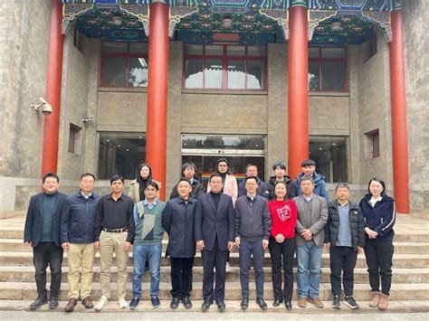 北京海外学人中心领导来到大兴区调研人才服务工作_发展_创新