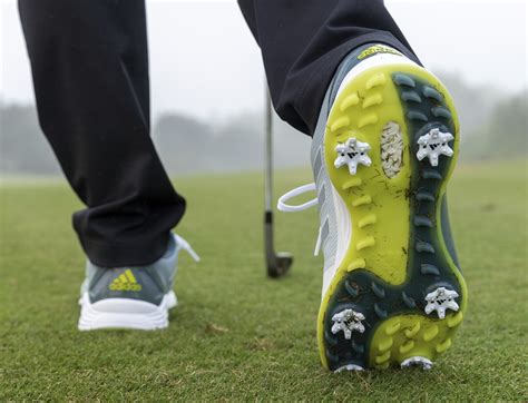 10 Best Golf Shoes For Men - Reviews and Buying Guide in 2023 - Fashionbl