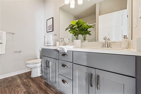 Photo Gallery & Tour | Seasons at Hoffman Estates