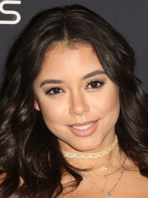 Michelle Hayden Pictures - Rotten Tomatoes