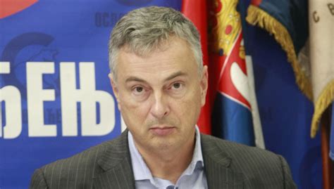On kritikuje Vučića? Brojke kažu da niko nije bio pogubniji po srpsku ...