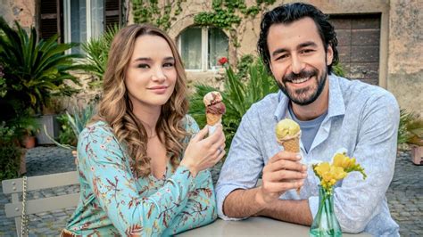 Two Scoops of Italy full cast list: Michele Rosiello, Davy Eduard King ...