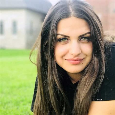 Former Bigg Boss contestant Himanshi Khurana tests Covid-19 positive ...