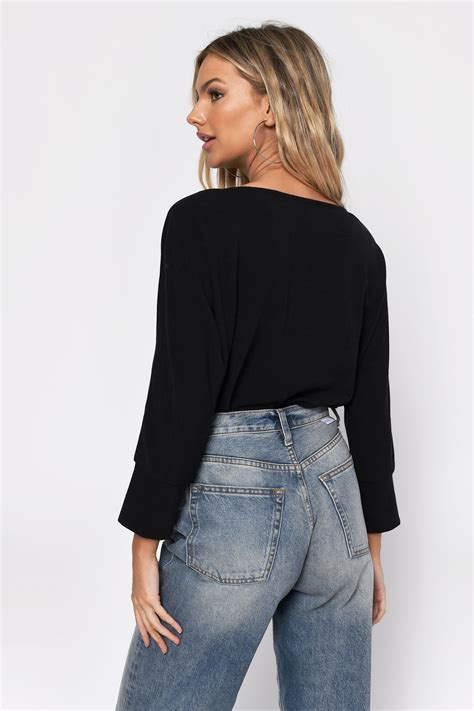 Black Blouse - Long Sleeve Knit Top - Black Front Twisted Top