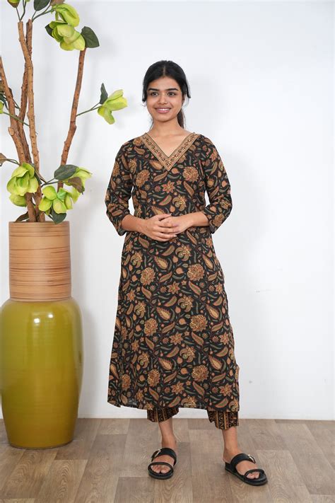 Black V neck cotton co-ords set – Select by Shiva