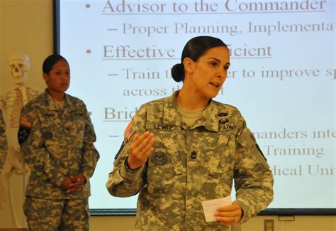 Trainers to help Soldiers 'optimize physical readiness' | Article | The ...