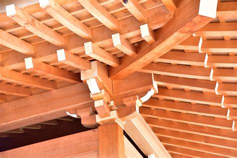 Traditional Japanese woodworking technique “Kumiki” | Japan Up Close