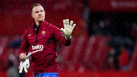 LaLiga won't stop games as COVID cases rise, which could prompt ...