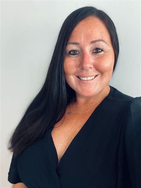 What Is A CVICU Nurse? [+ Salary and How To Become One]