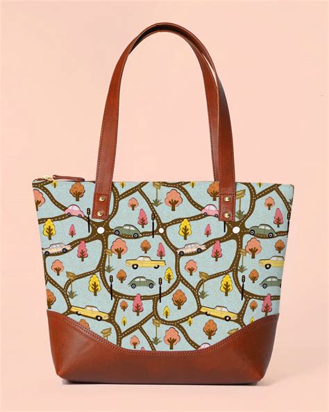 Structured Shoulder Tote for Women On the Go – Structured, Strong ...