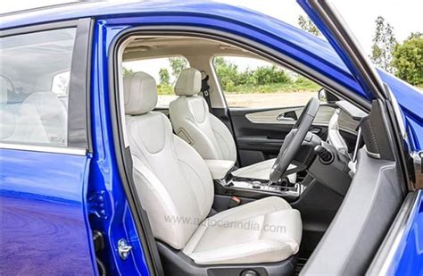 XUV700 begins Mahindra’s offensive to reclaim leadership in SUVs ...