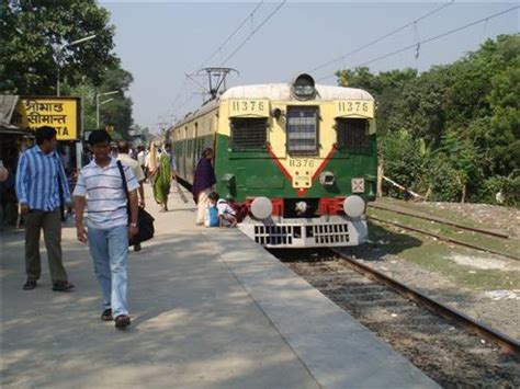 Transport in Kalyani, Bus Services in Kalyani, Kalyani Railways