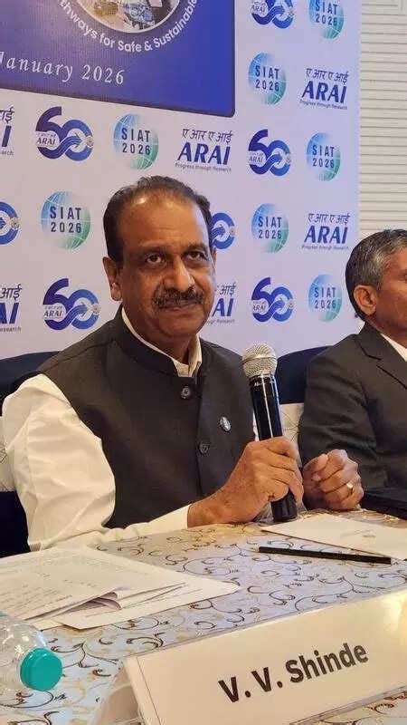 Artificial sound mandatory for e-cars from Oct to enhance pedestrian safety