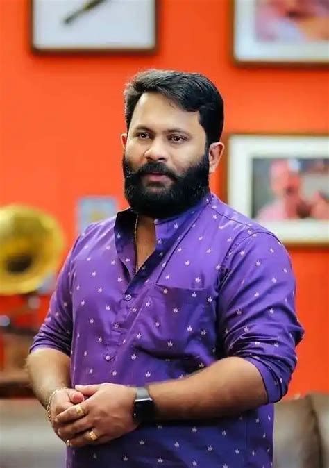 Hridayam 2022: Story, Cast, Review, OTT, and More.