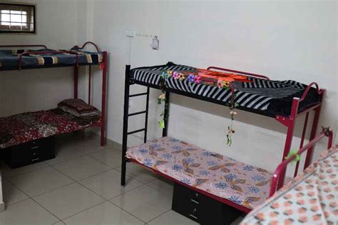 Femme Ladies Hostel