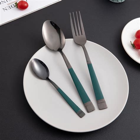 HOKIPO Black Cutlery Set of 18 Pcs Stainless Steel Flatware Set, Mirror ...