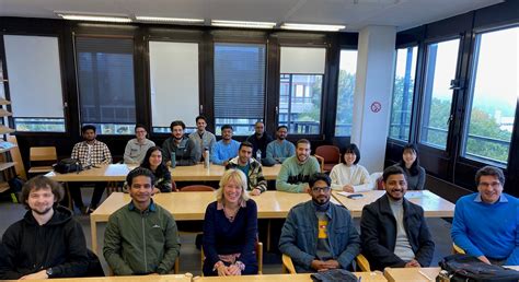 Computer Simulation in Science Model 的图像结果