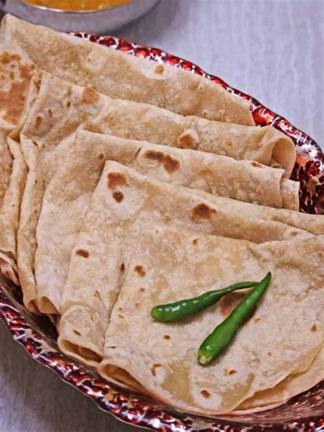 Vastu Tips for Roti : ਰੋਟੀਆਂ ਪਰੋਸਦੇ ਸਮੇਂ ਨਾ ਕਰੋ ਇਹ ਗਲਤੀਆਂ, ਹੋ ਜਾਂਦੀ ਹੈ ...