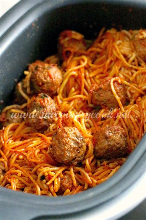 Crock Pot Spaghetti & Meatballs {All-in-One} | Crockpot pasta recipes ...