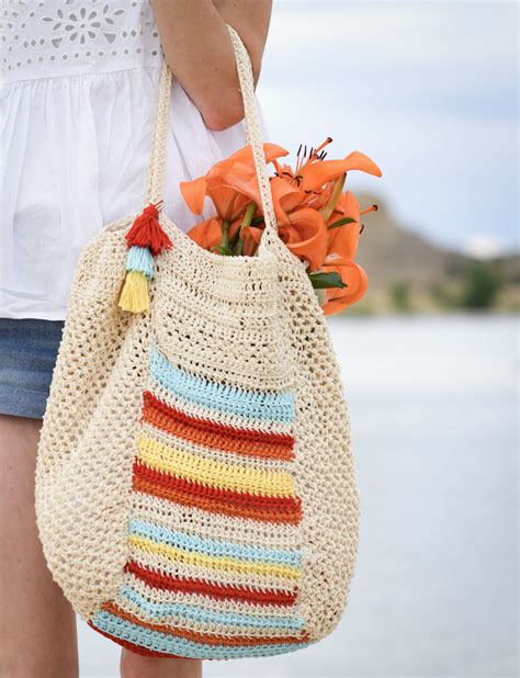 Crochet Beach Bags free crochet patterns for summer!