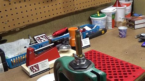 Using the Lee Powder Measure Scale 的图像结果