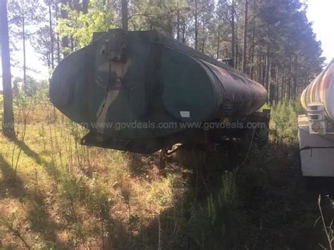 Army Surplus Water Tanker | GovDeals