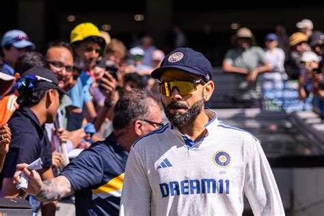 End of Virat Kohli and Rahul Vaidya controversy? Indian Idol star's ...