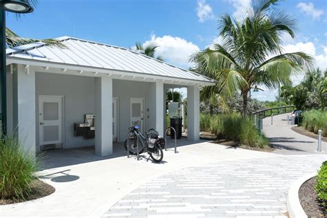 The 34 Best Free Things to Do in Naples | Visit Naples