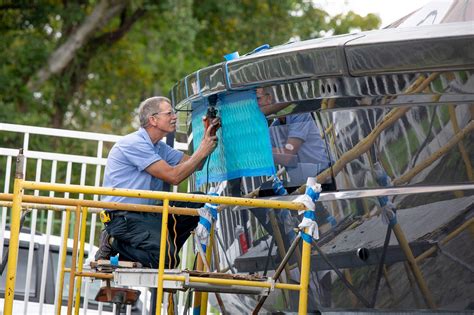 How to Repair a Hole in a Fiberglass Boat | MRK