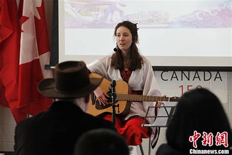 加拿大展开“汉语桥”中文比赛：学汉语“很酷”