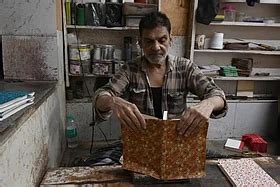 Stitching stories, fading threads