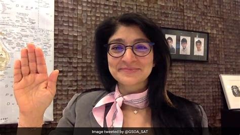 भारतीय मूल की सैटेलाइट एक्सपर्ट आरती बाहरी अंतरिक्ष से जुड़े मामलों के ...