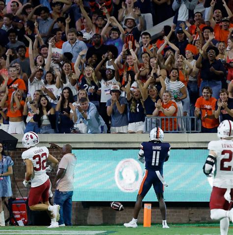 UVA football releases depth chart for season opener versus Coastal ...